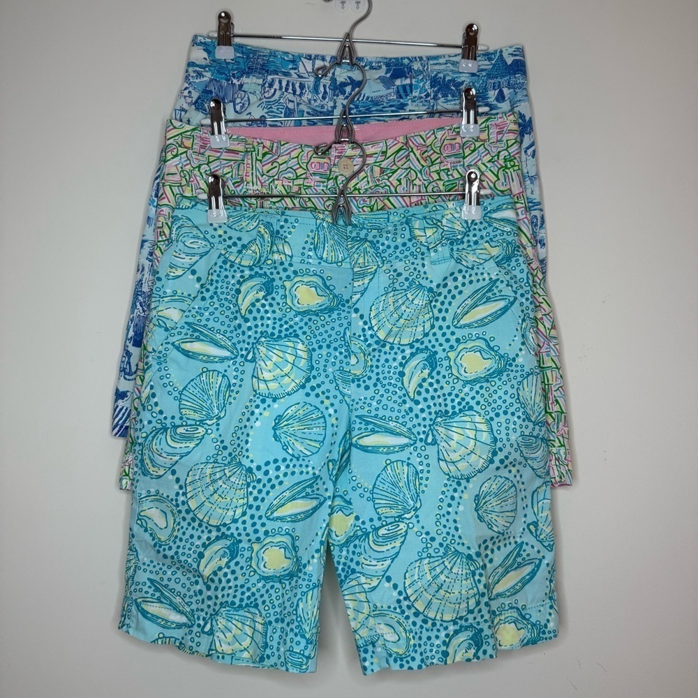 LILLY PULITZER Colorful Print Resort Fit Summer Beach Bermuda 9.5” Inseam Shorts